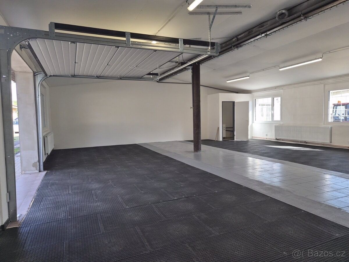 Sklady, Louny, 440 01 - 2