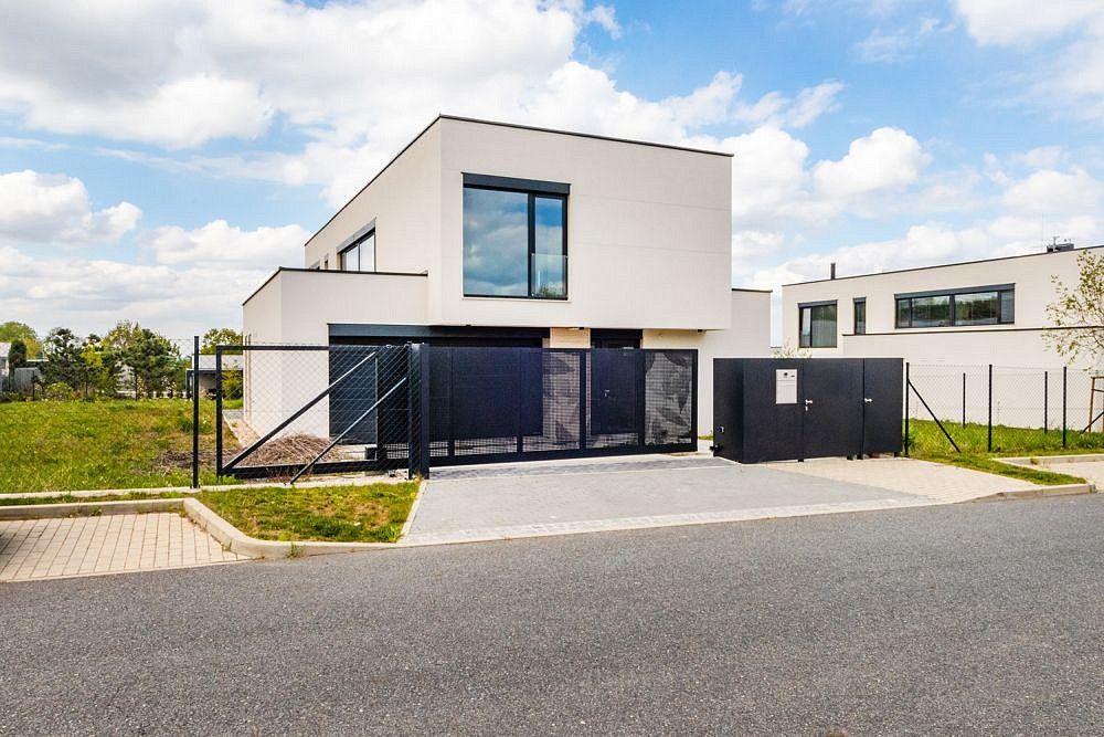 Prodej rodinný dům - Průhonice, okres Praha-západ, Středočeský kraj, 295 m² - 5