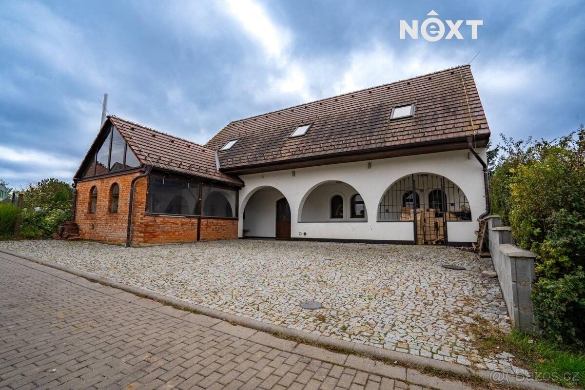 Prodej rodinný dům - Mutěnice, 696 11