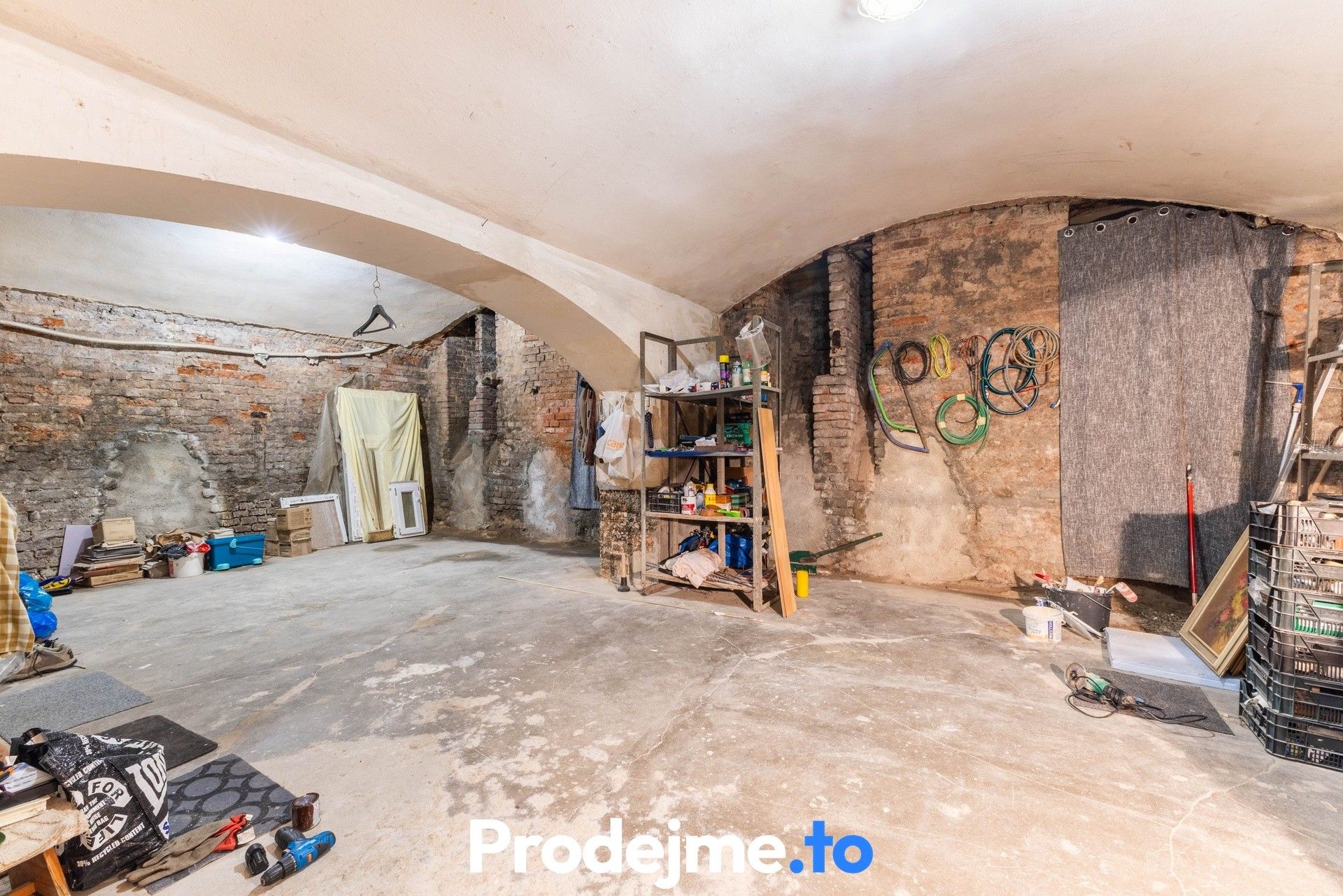 Pronájem sklad - Preslova, Praha, 226 m² - 1