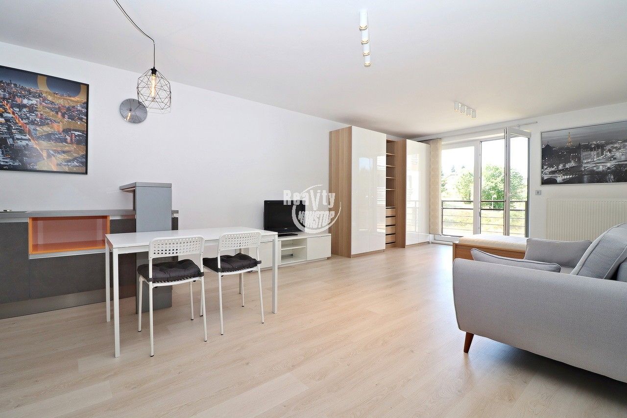 1+kk, Halasova 5728, Jihlava, 44 m²