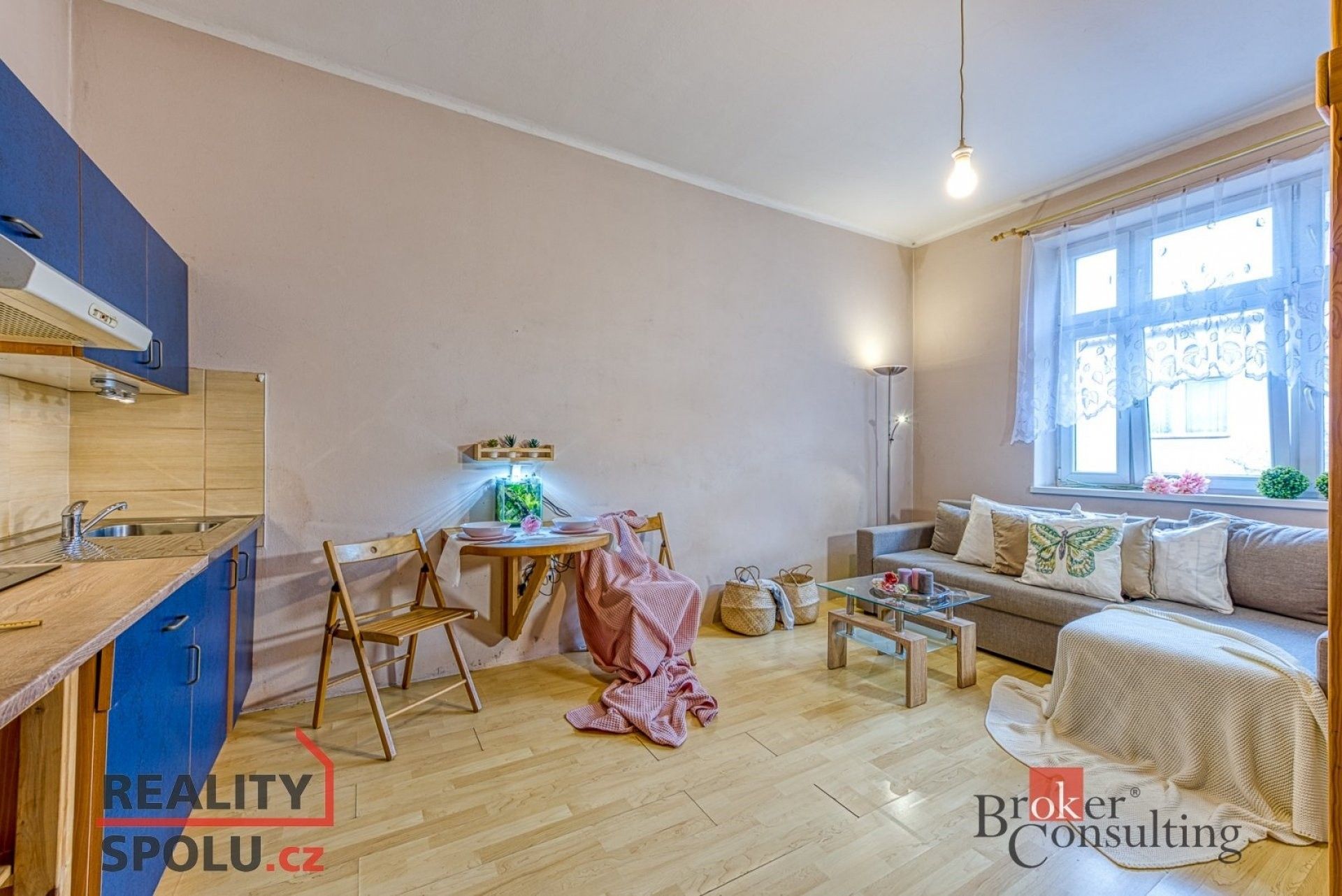 Pronájem byt 1+kk - Novovysočanská, Praha, 31 m²