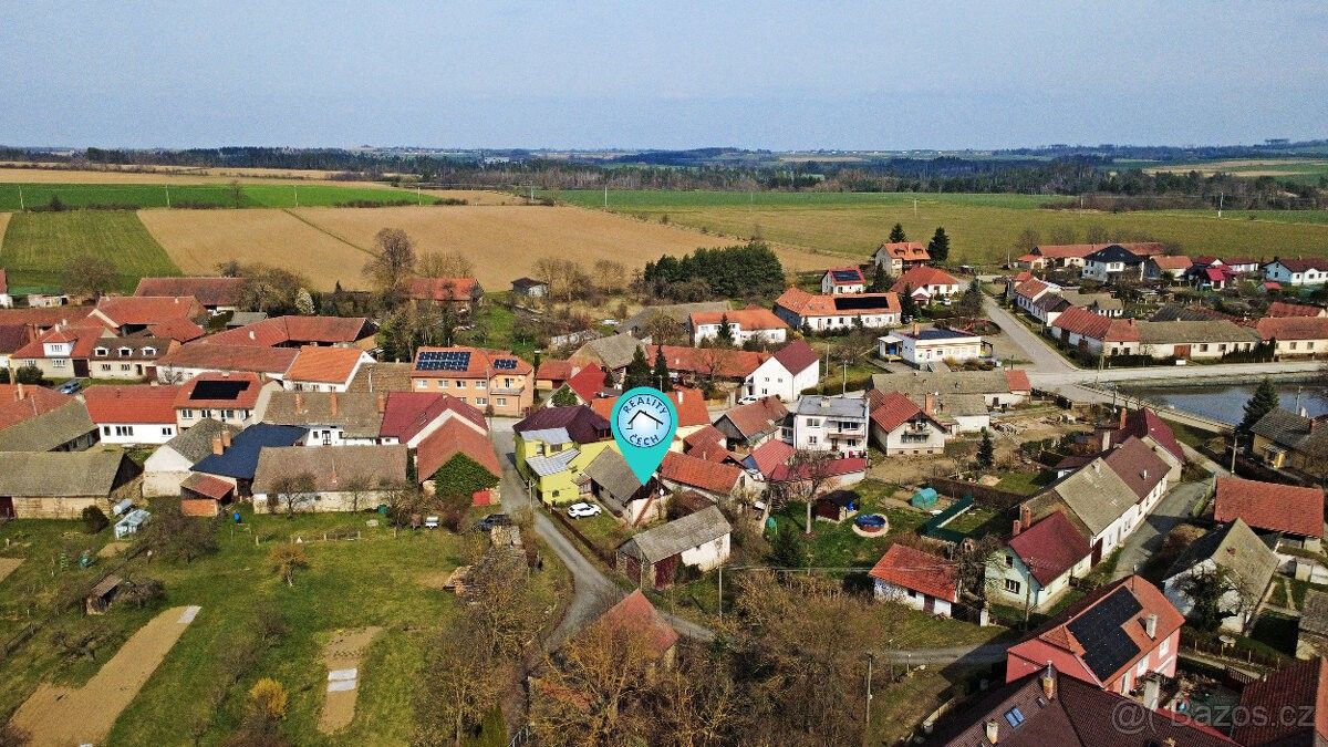 Rodinné domy, Čikov, 675 78 - 2