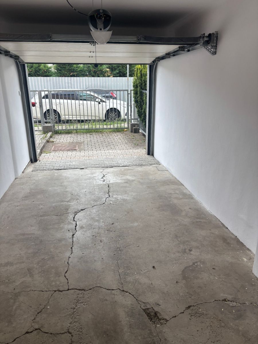 Garáž · 20 m² · Českobratrská, Olomouc - Nové Sady u Olomouce, Olomoucký kraj - 4