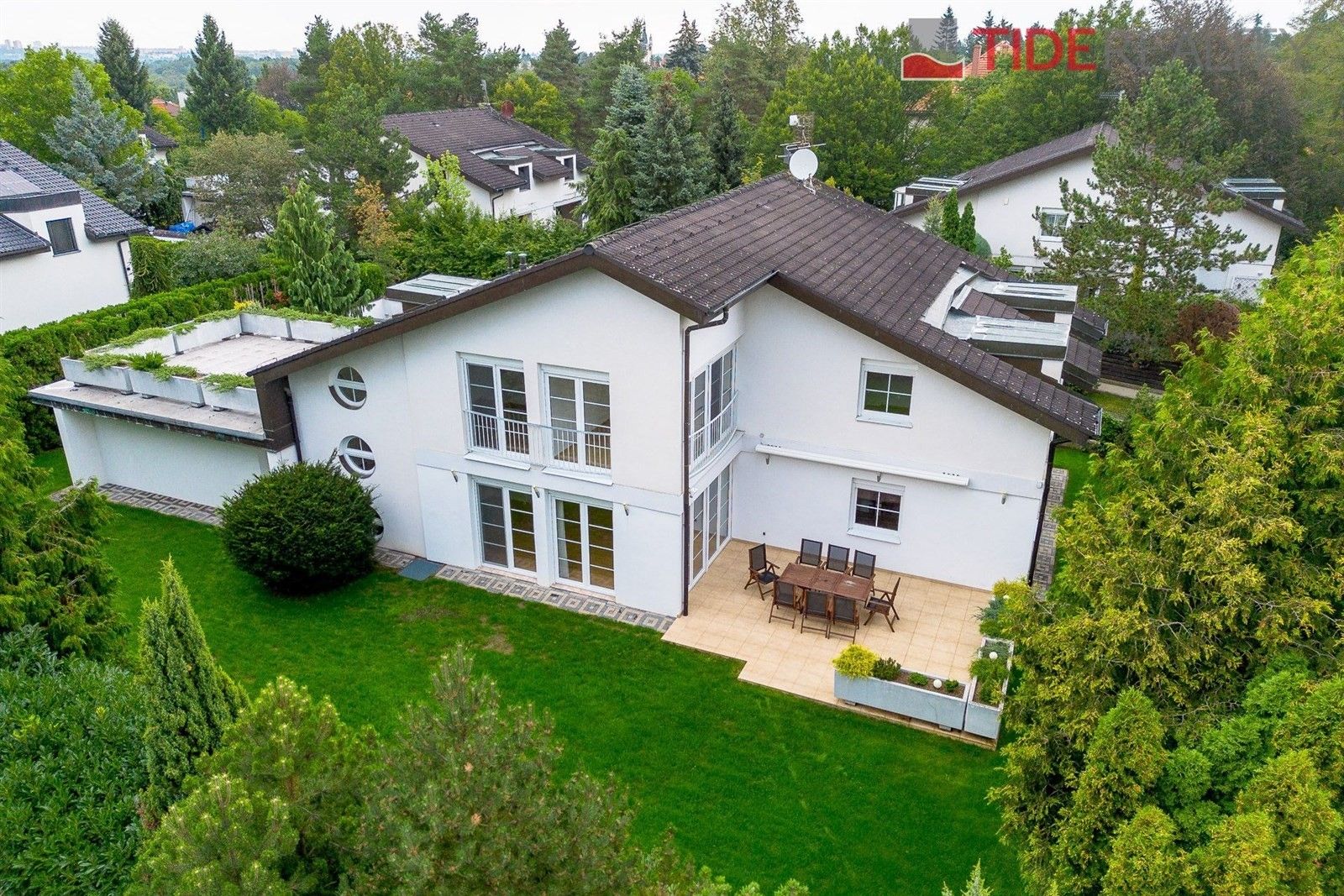 Rodinné domy, Borová, Průhonice, 416 m²