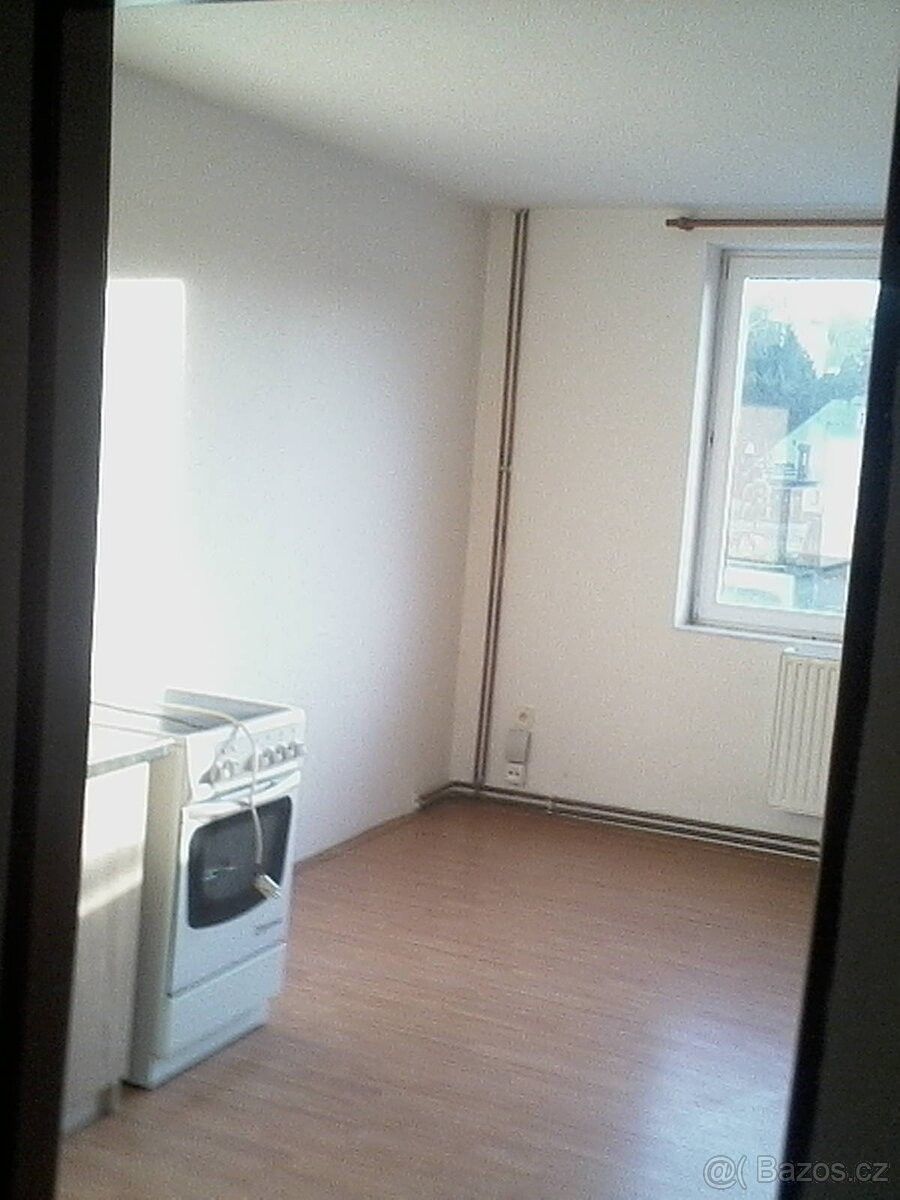 Byty, Rumburk, 408 01