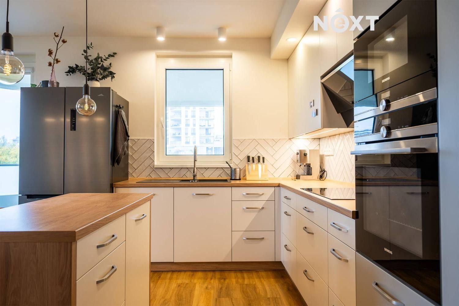 4+kk, Ferrariho, Praha, 120 m²