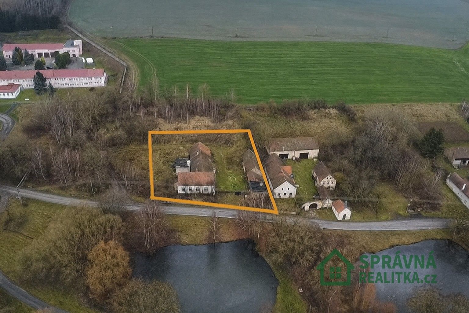 Rodinné domy, Kurojedy, Bor, 350 m²