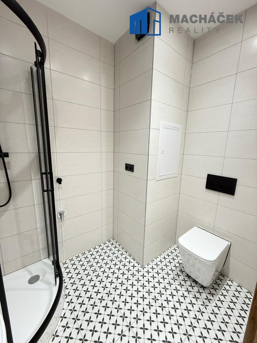 Byt 2+1 · 55 m² · Sídliště U Nového nádraží, Bílina Teplické Předměstí - 4