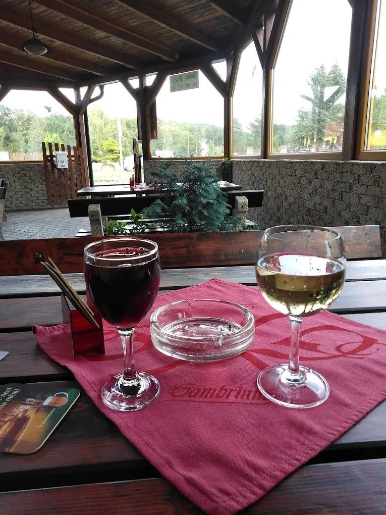 Restaurace · Nová Role, 362 25 - 4