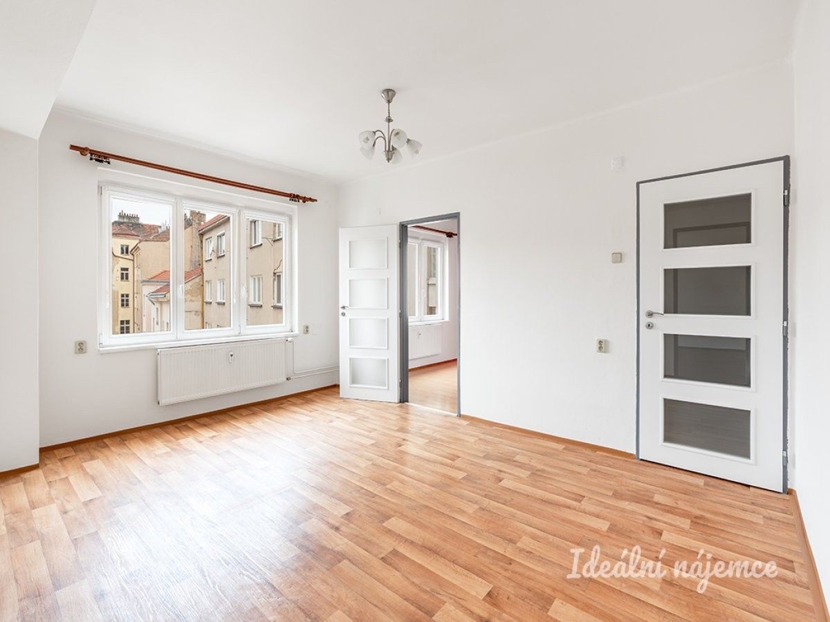 2+1, Perunova, Praha, 55 m² - 1