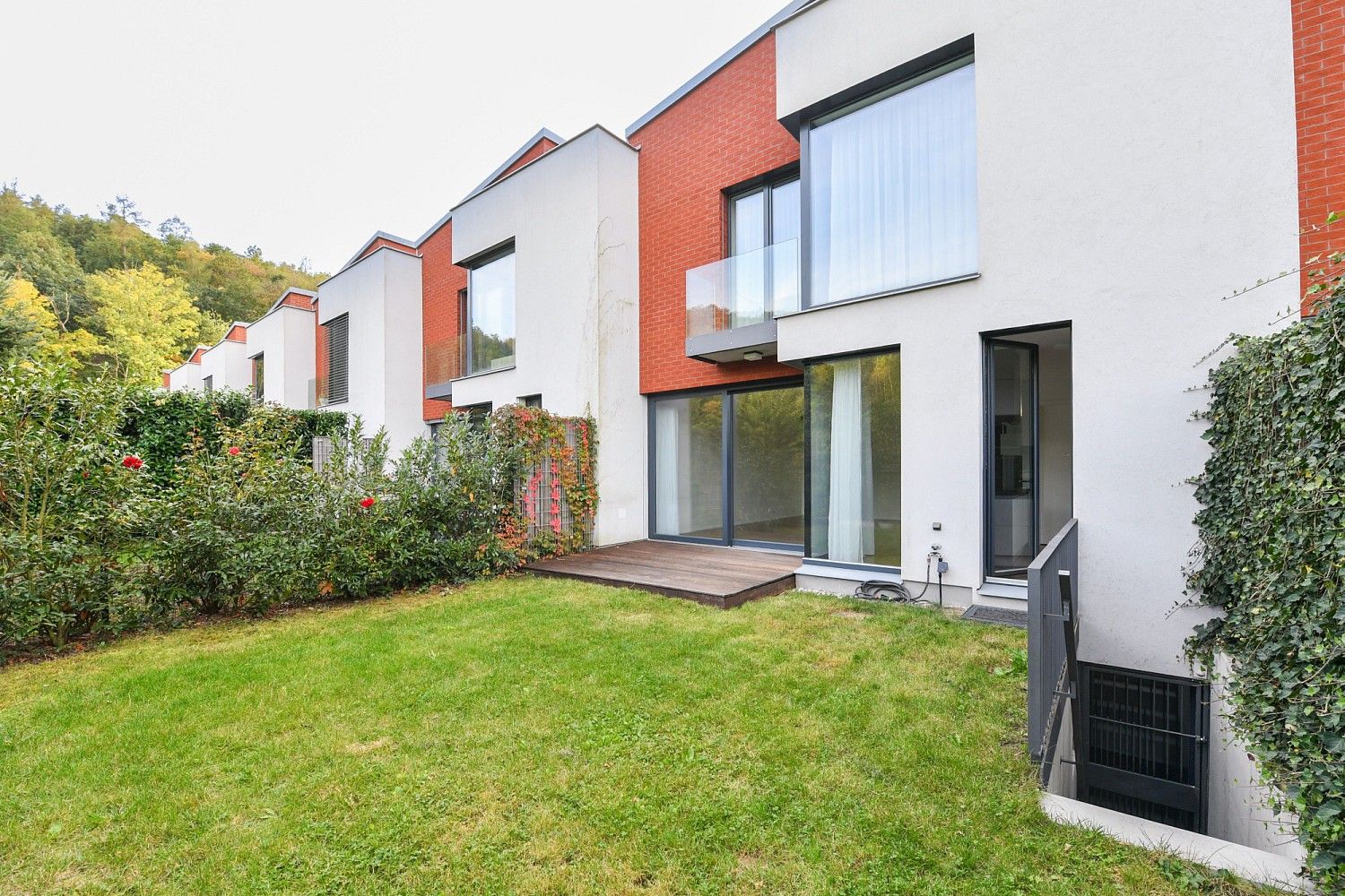 Pronájem rodinný dům - V Šáreckém údolí, Praha 6 - Dejvice, 210 m² - 5