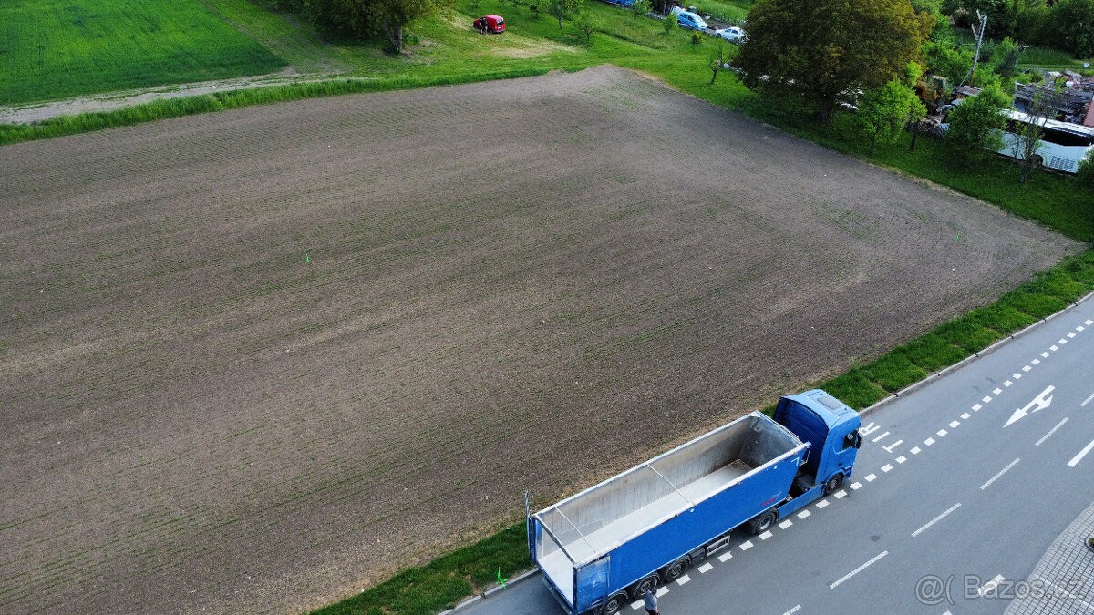 Komerční pozemek · Bučovice, 685 01 - 3