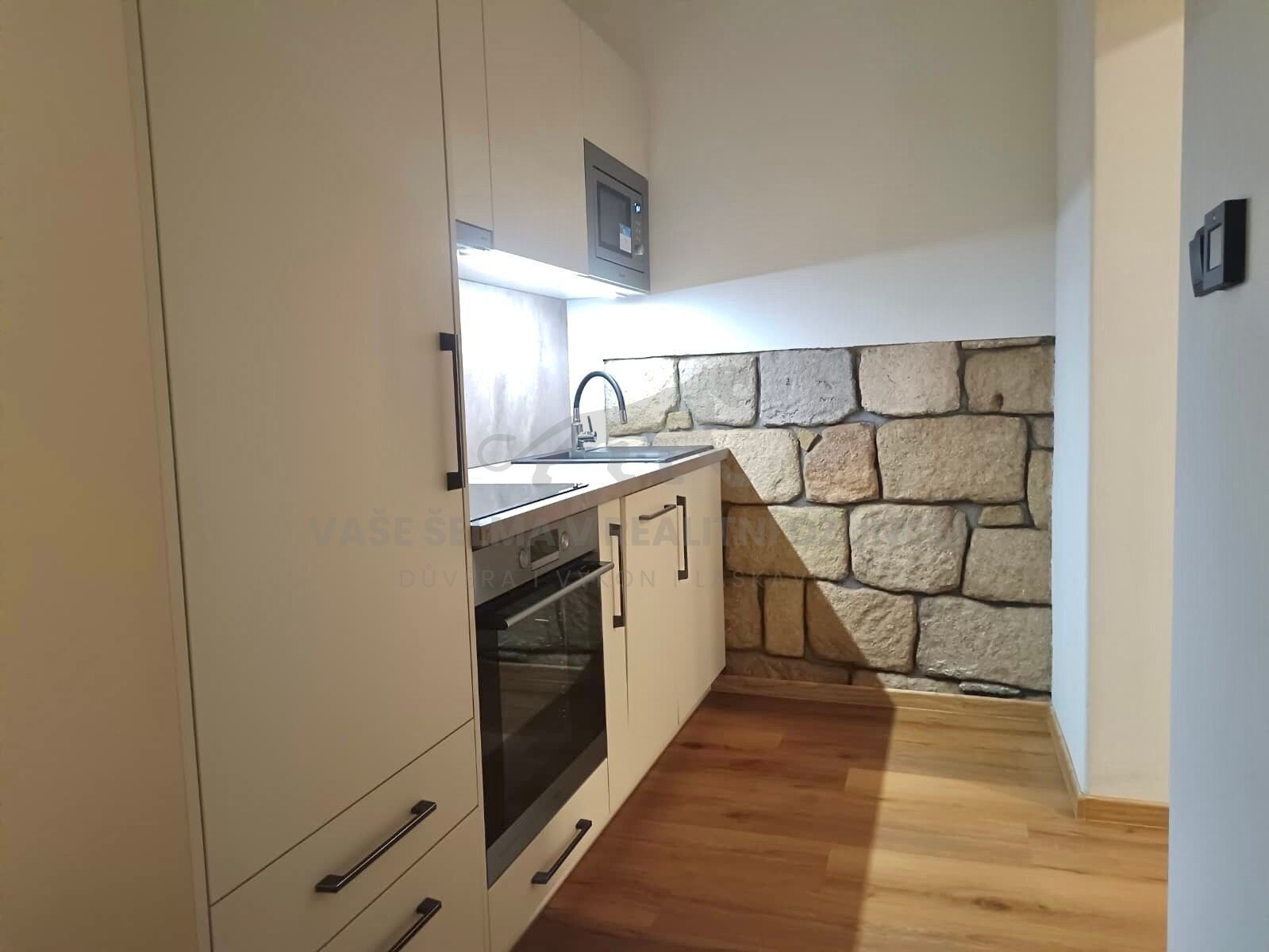 1+kk, U Horní brány, Broumov, 70 m²