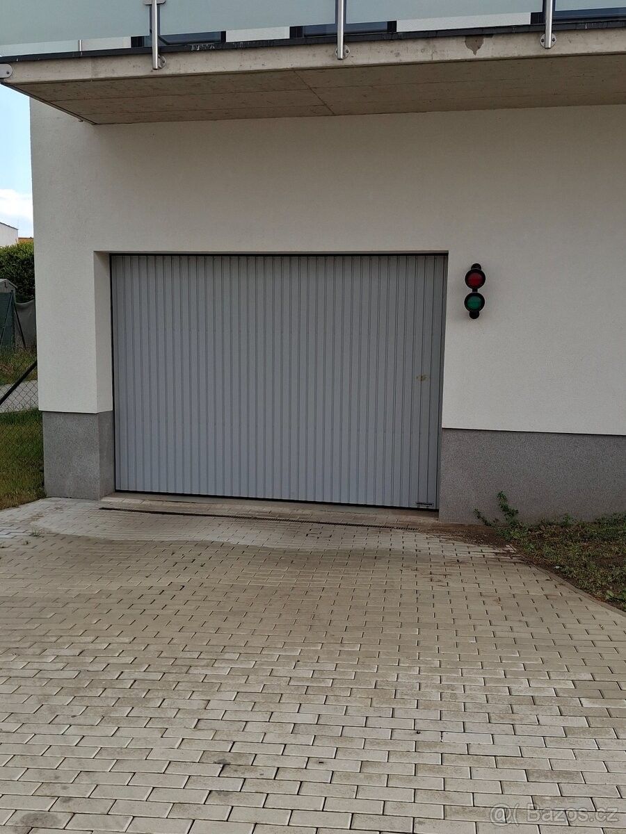 Prodej garáž - Praha, 198 00