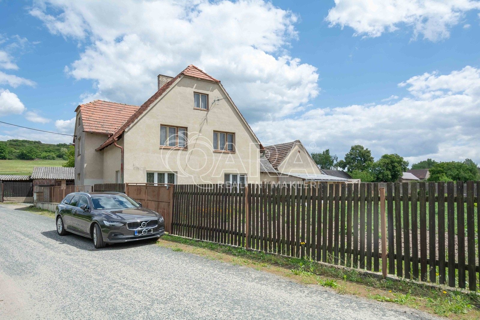 Prodej rodinný dům - Tuhaň, 220 m²