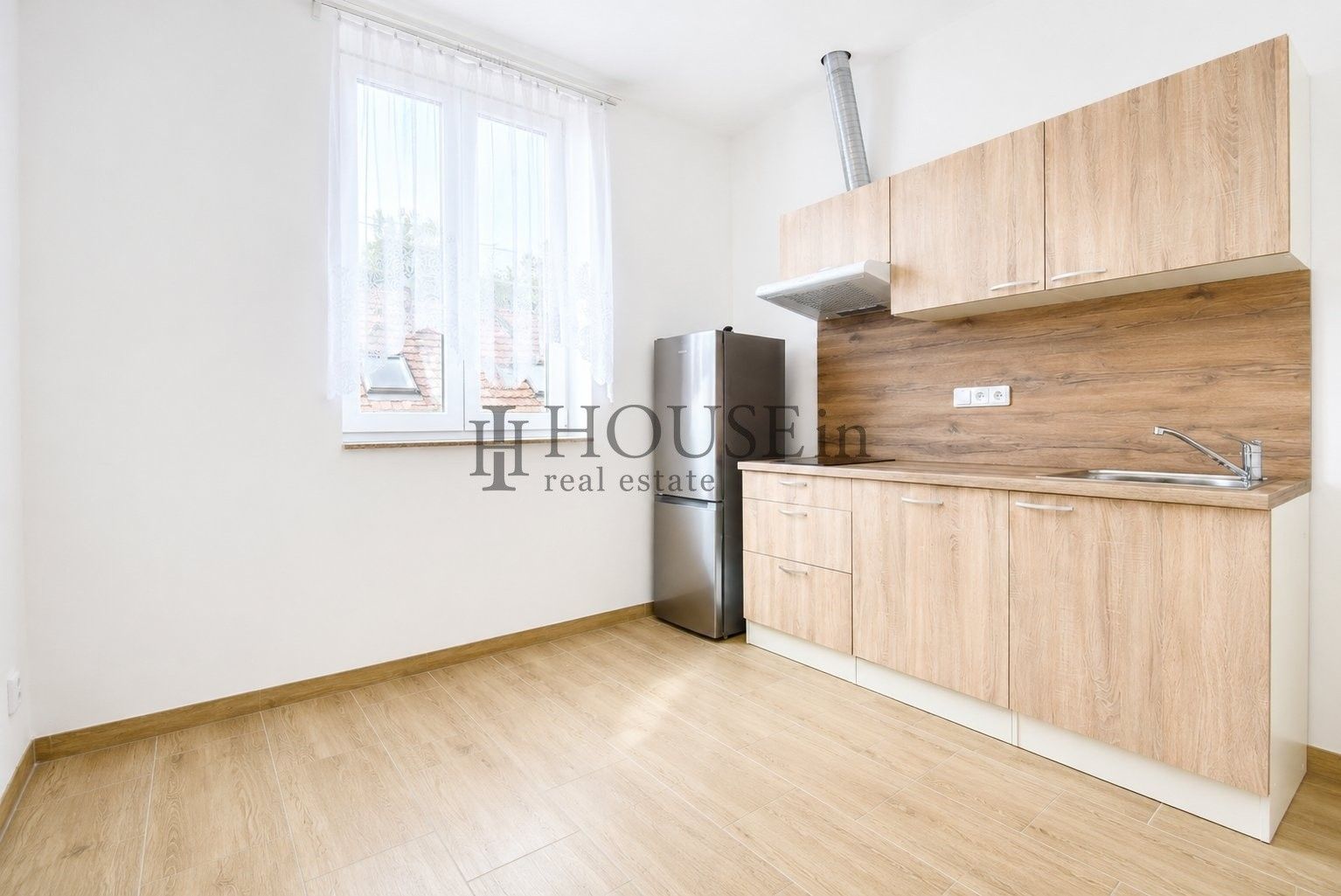 1+1, Holečkova, Praha, 35 m² - 2