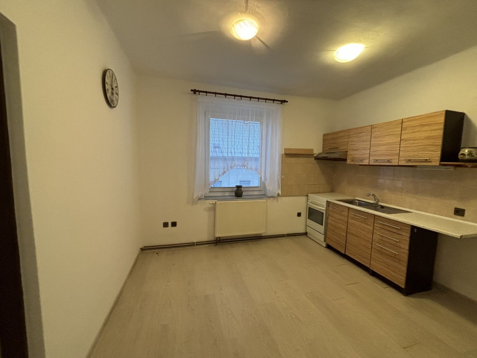 Byt 2+1 · 60 m² · Meisnerova, Chomutov - 3