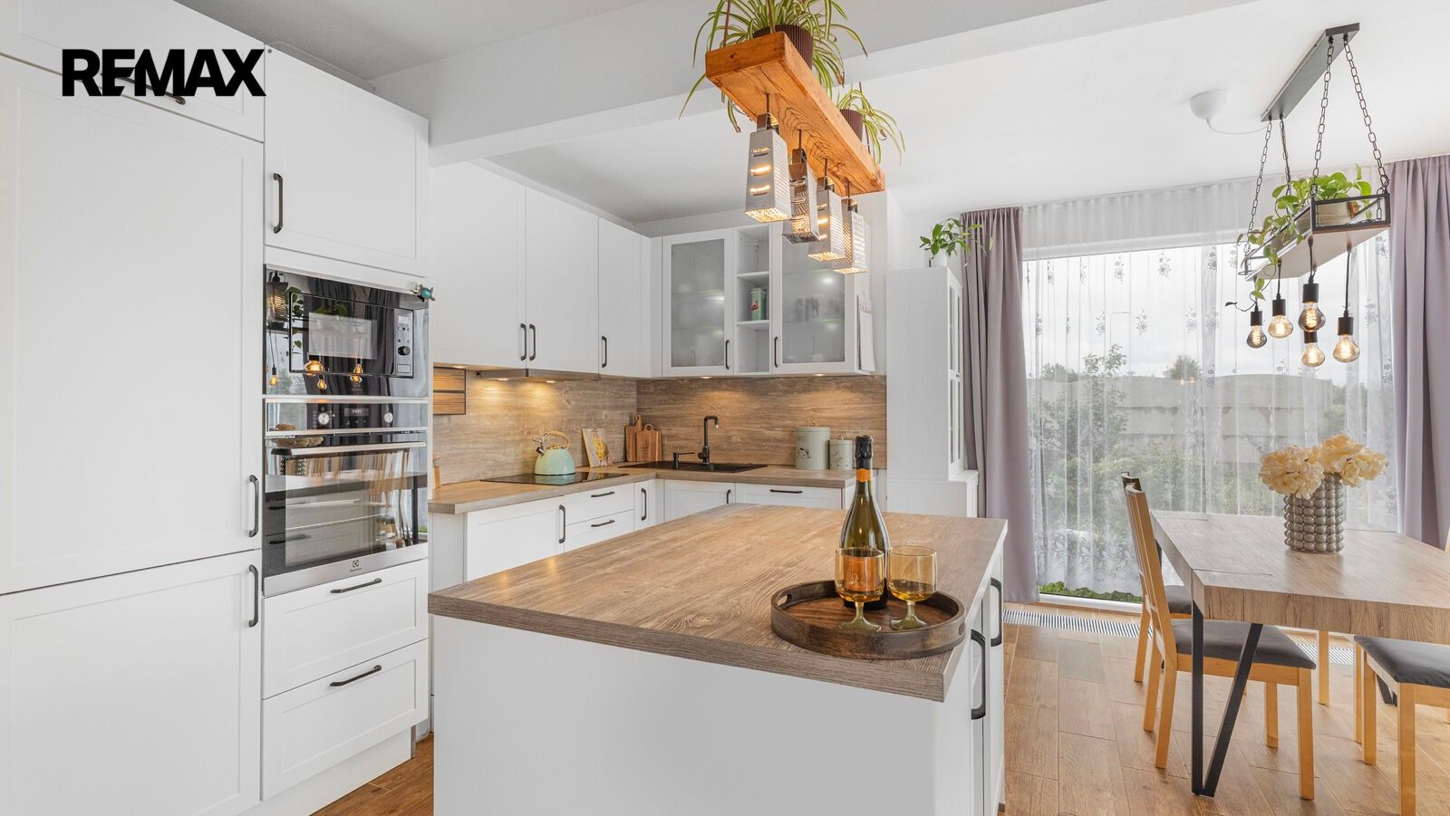 Prodej rodinný dům - Rooseveltova 2712, Říčany, 147 m² - 2