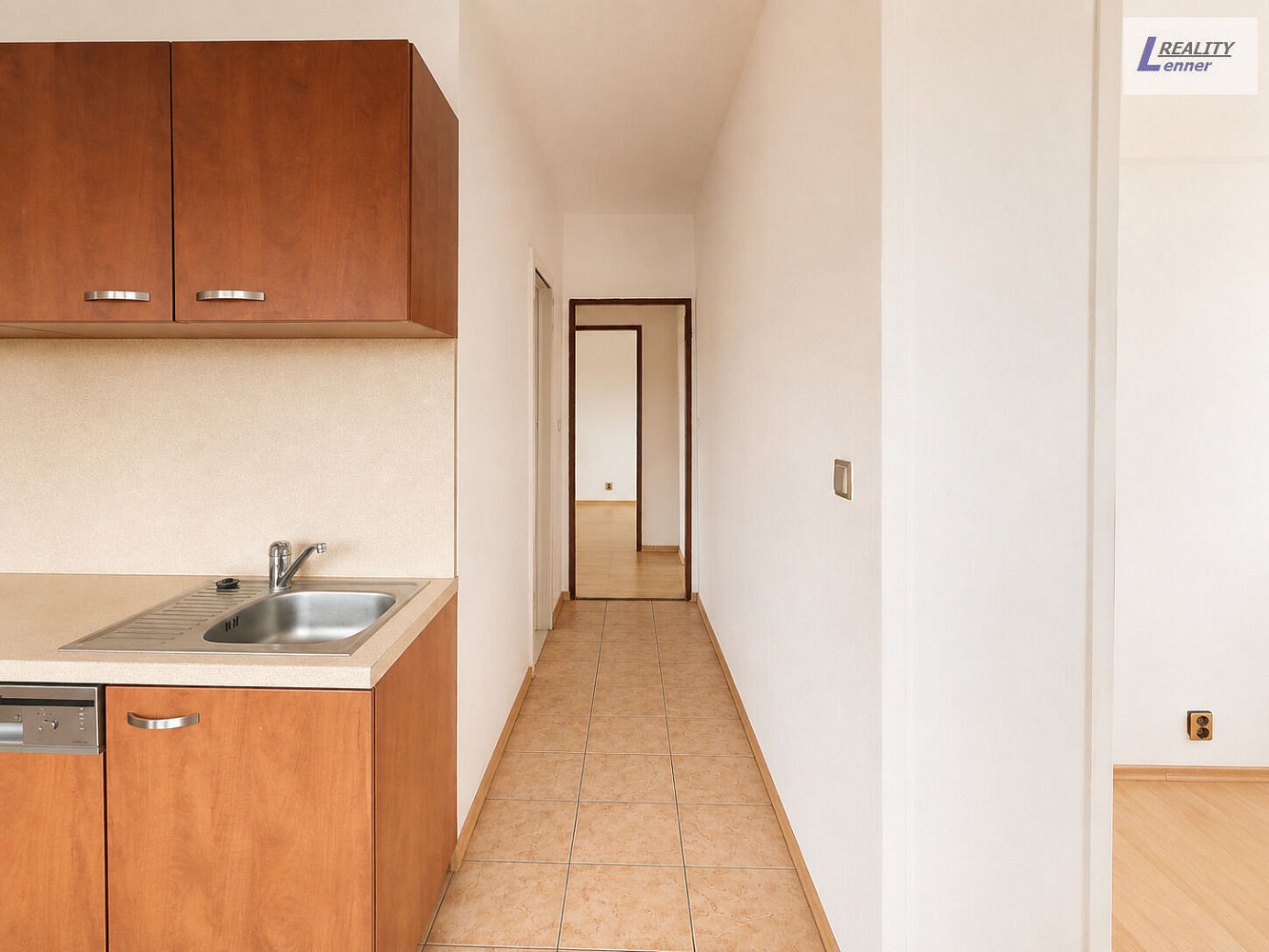 Prodej byt 4+1 - Květov, okres Písek, 84 m² - 5
