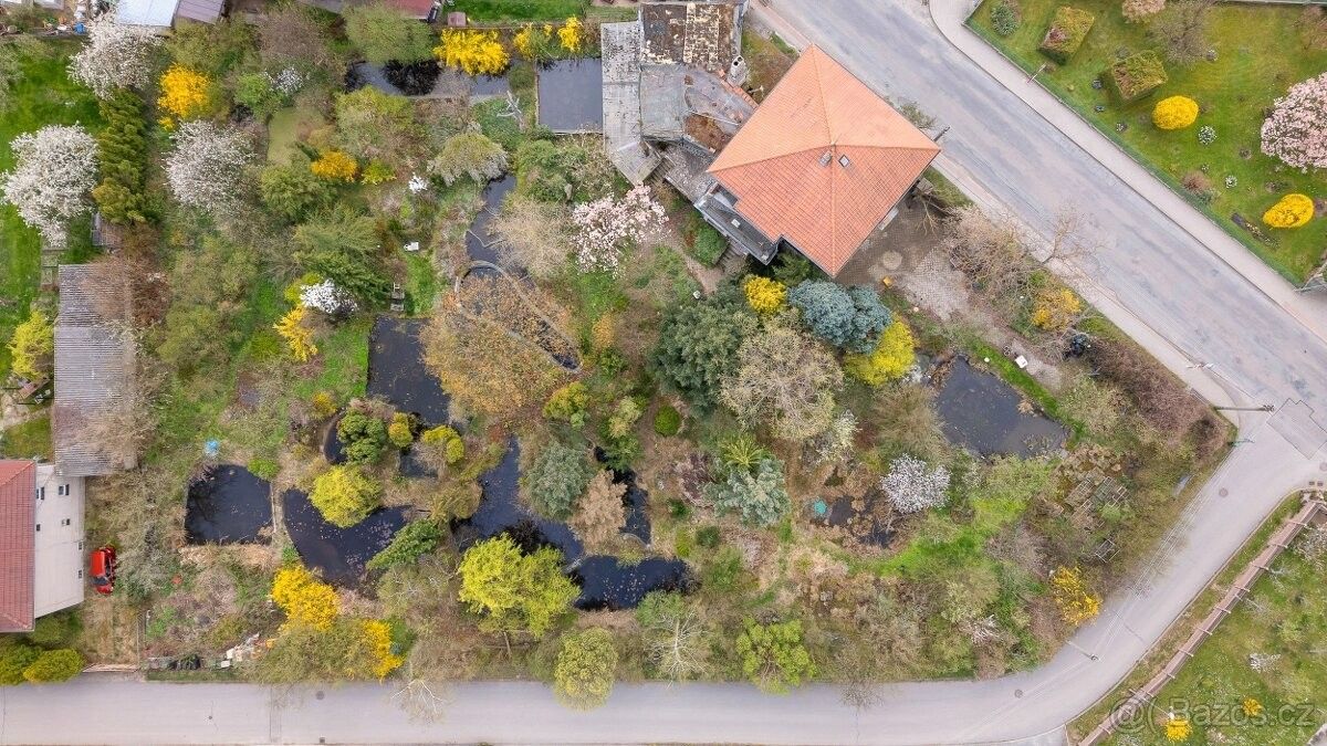 Prodej rodinný dům - Kamenné Žehrovice, 273 01