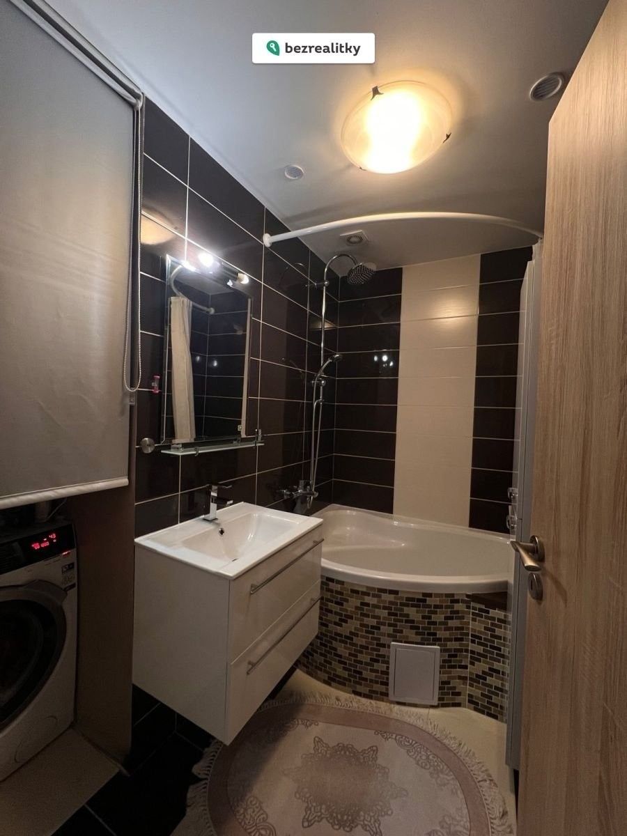 Prodej byt 4+1 - Budovatelů, Jablonec nad Nisou, 85 m²