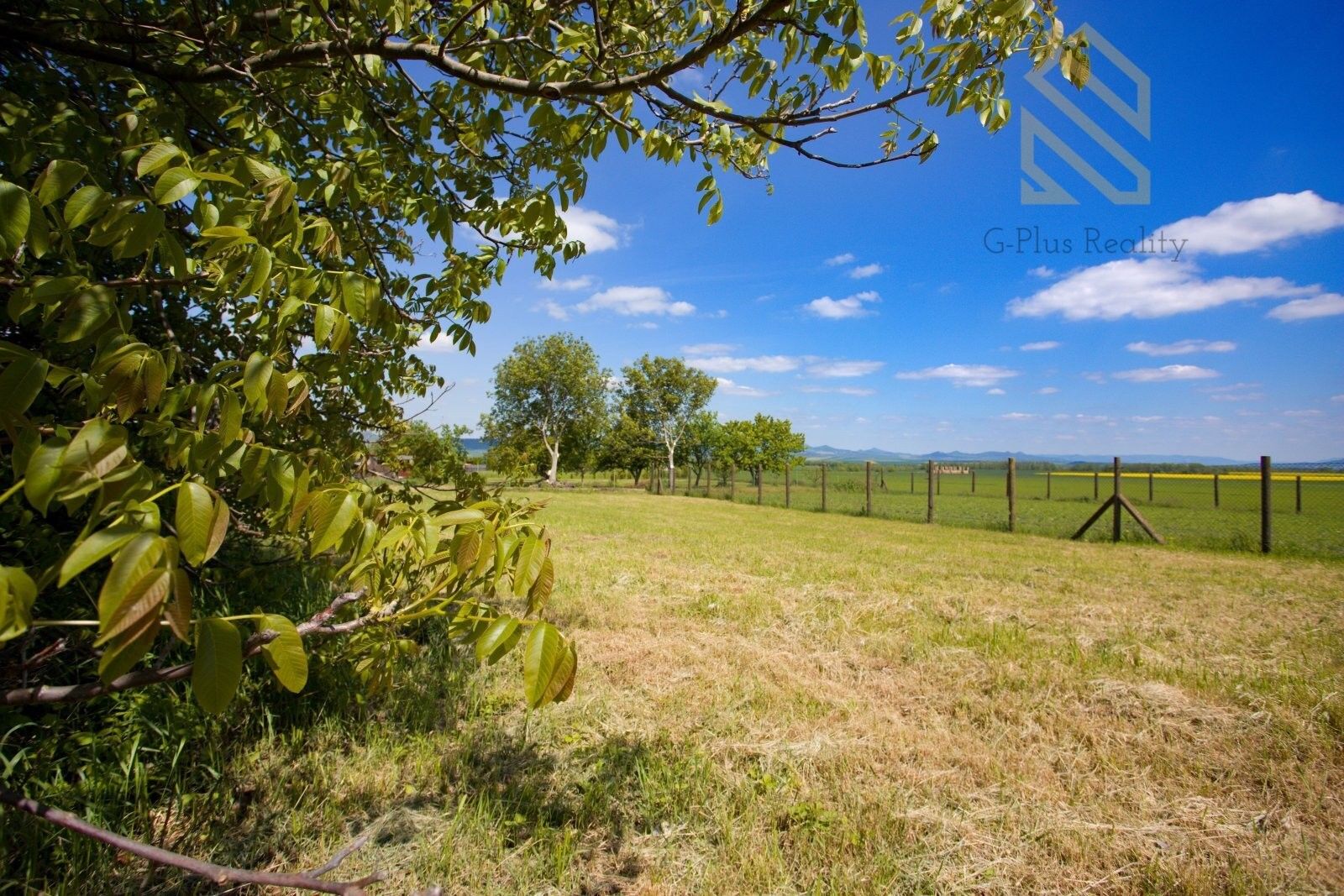 Zemědělské pozemky, Veltěže, 1 011 m²