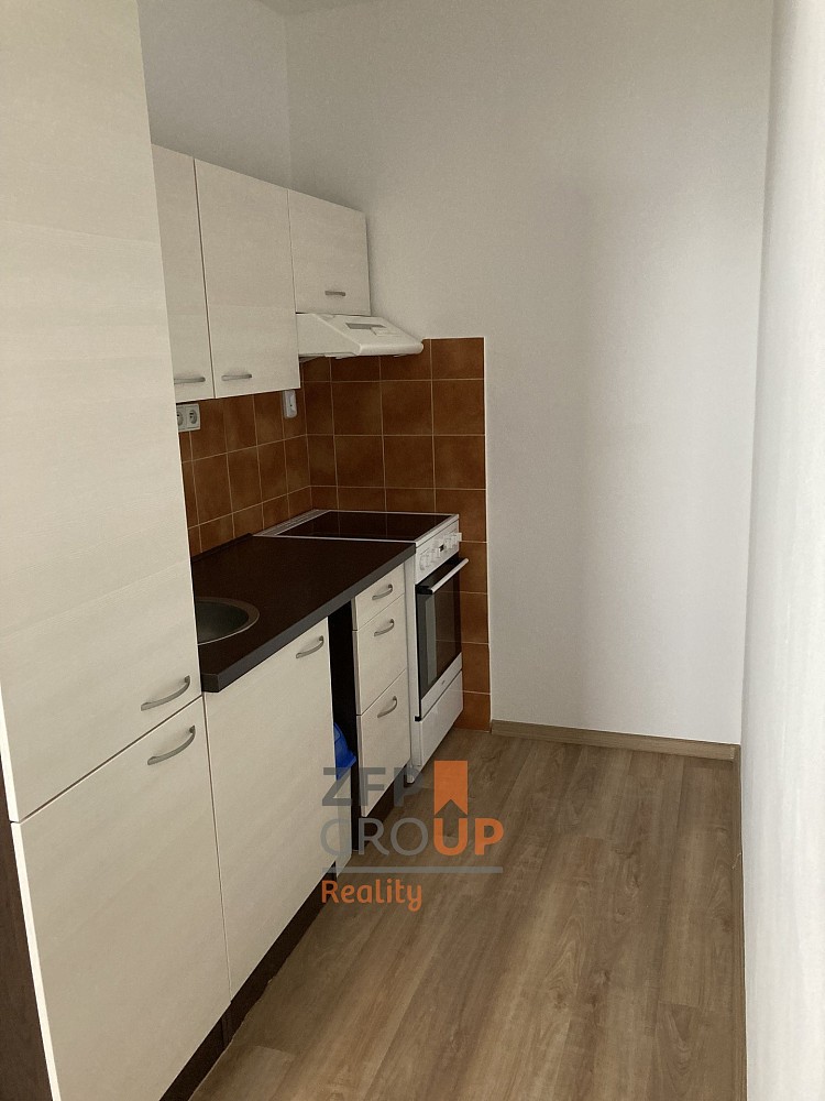 2+kk, Mutěnická, Brno - Židenice, 40 m² - 2