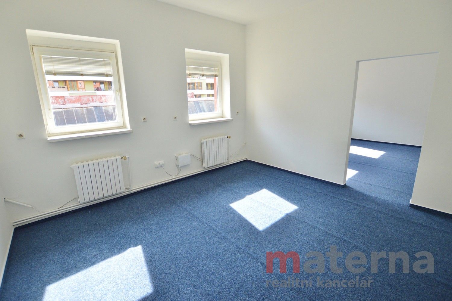 Kancelář · 32 m² · Ocelářská, Praha 9 - 3