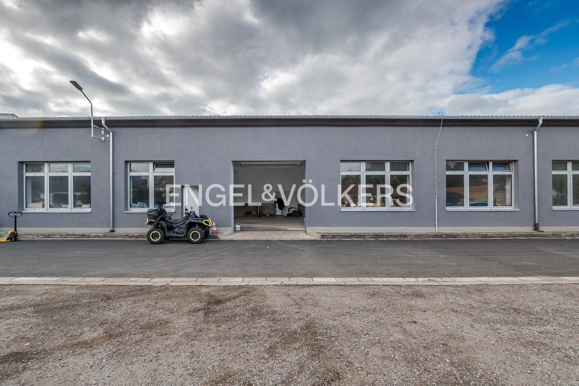 Pronájem sklad - Na stávku, Smidary, 300 m²