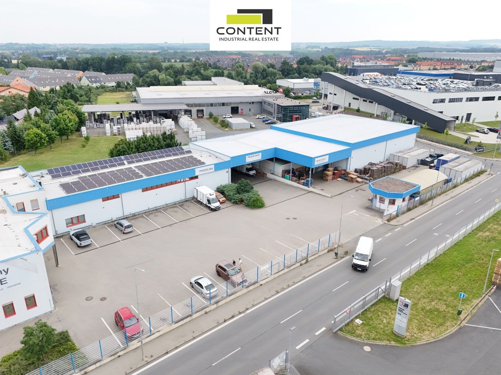 Pronájem výrobní prostory - Komerční, Nupaky, 2 473 m²