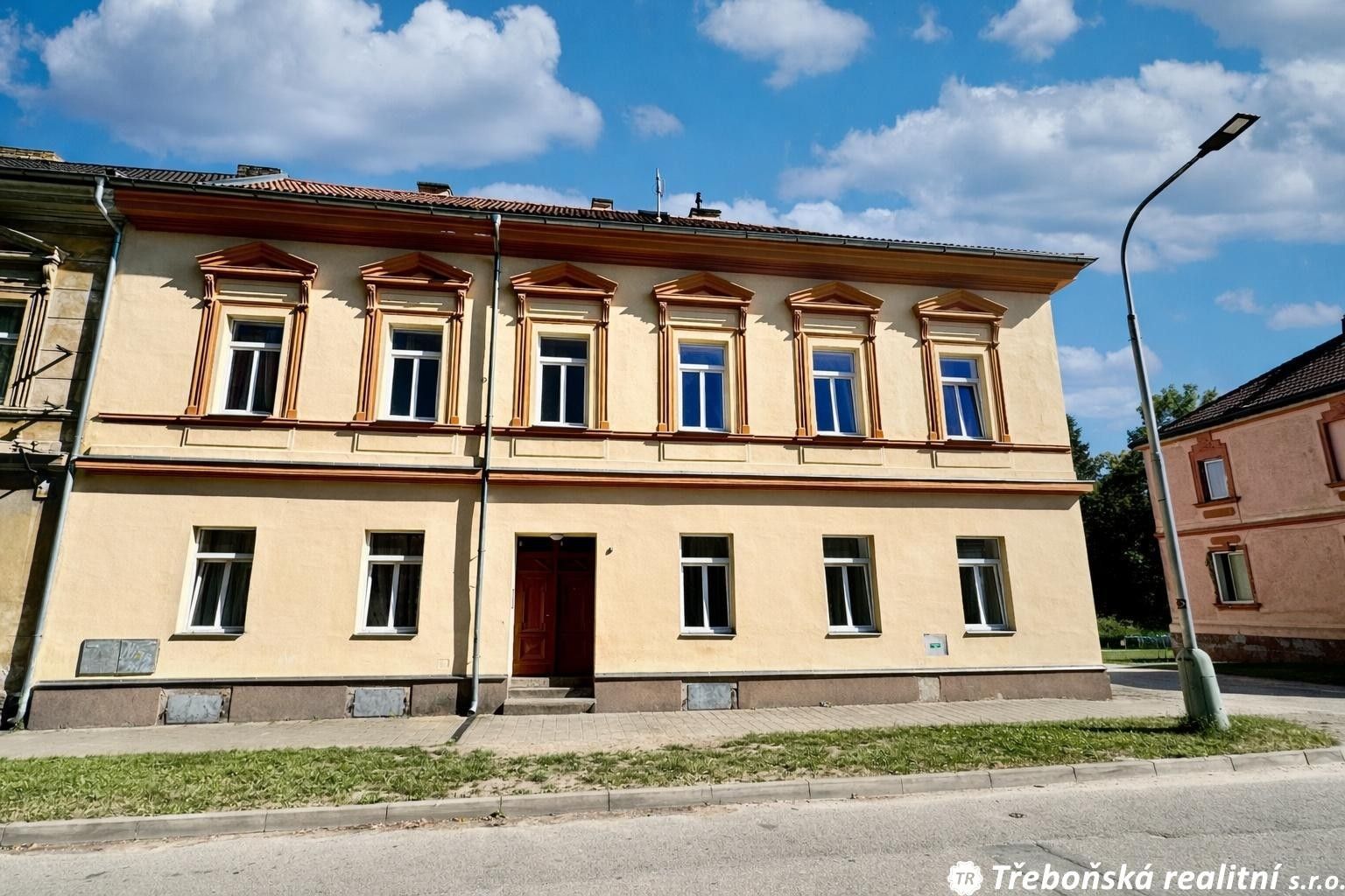 Činžovní domy, Vitorazská  , České Velenice, 685 m²