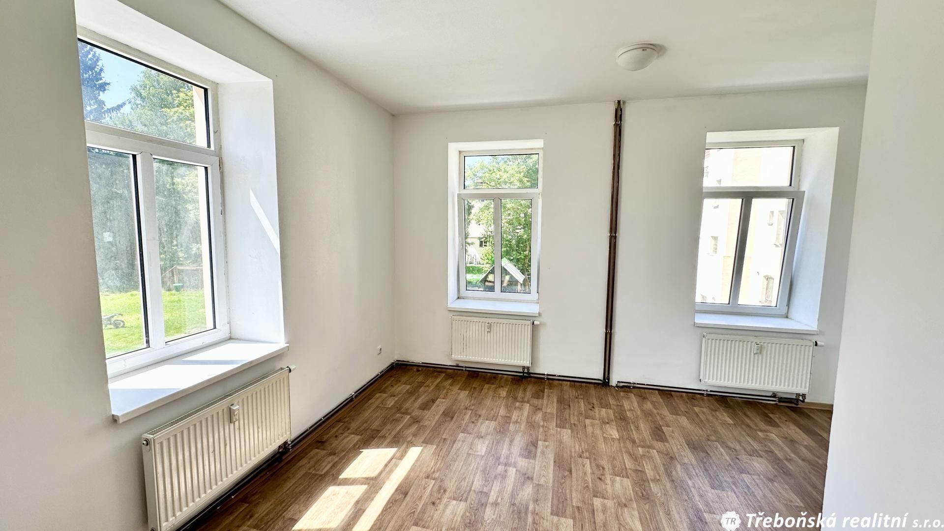 Pronájem byt 2+kk - Vitorazská, České Velenice, 39 m²