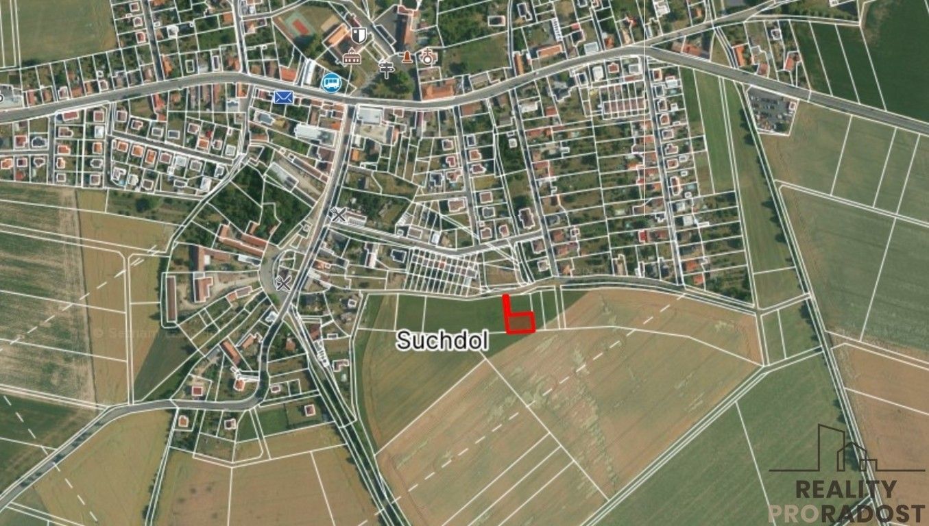 Pronájem pozemek pro bydlení - Suchdol, 951 m²