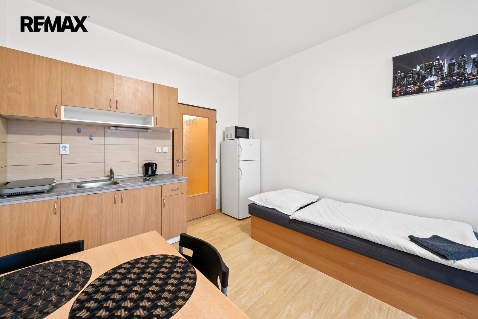 Pronájem byt 1+kk - K Dubině 690, Pardubice Svítkov, 26 m² - 5