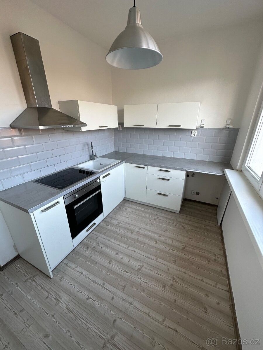 Byty, Nová Role, 362 25