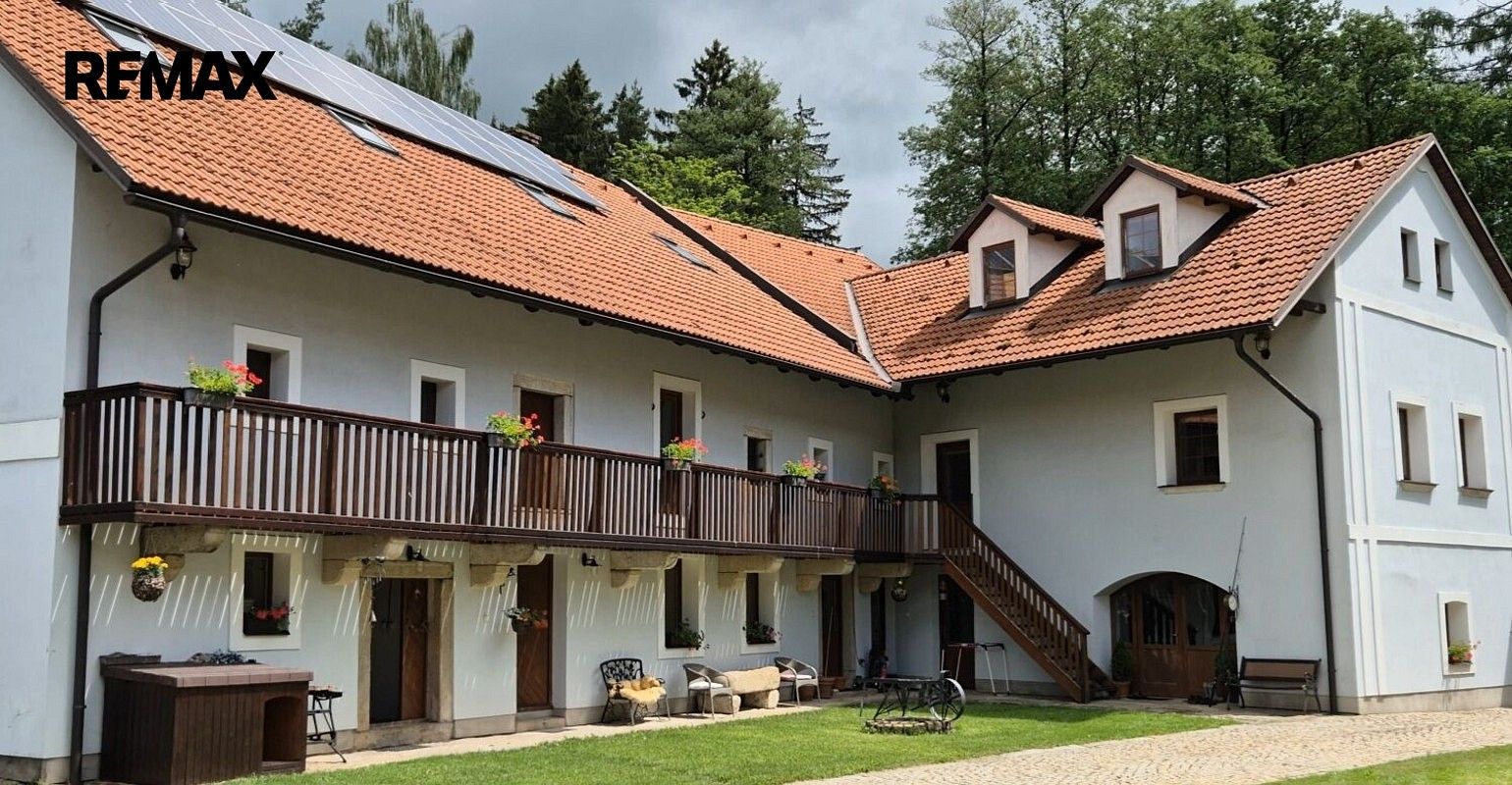 Zemědělské objekty, Strmilov, okres Jindřichův Hradec, Jihočeský kraj, 550 m² - 2