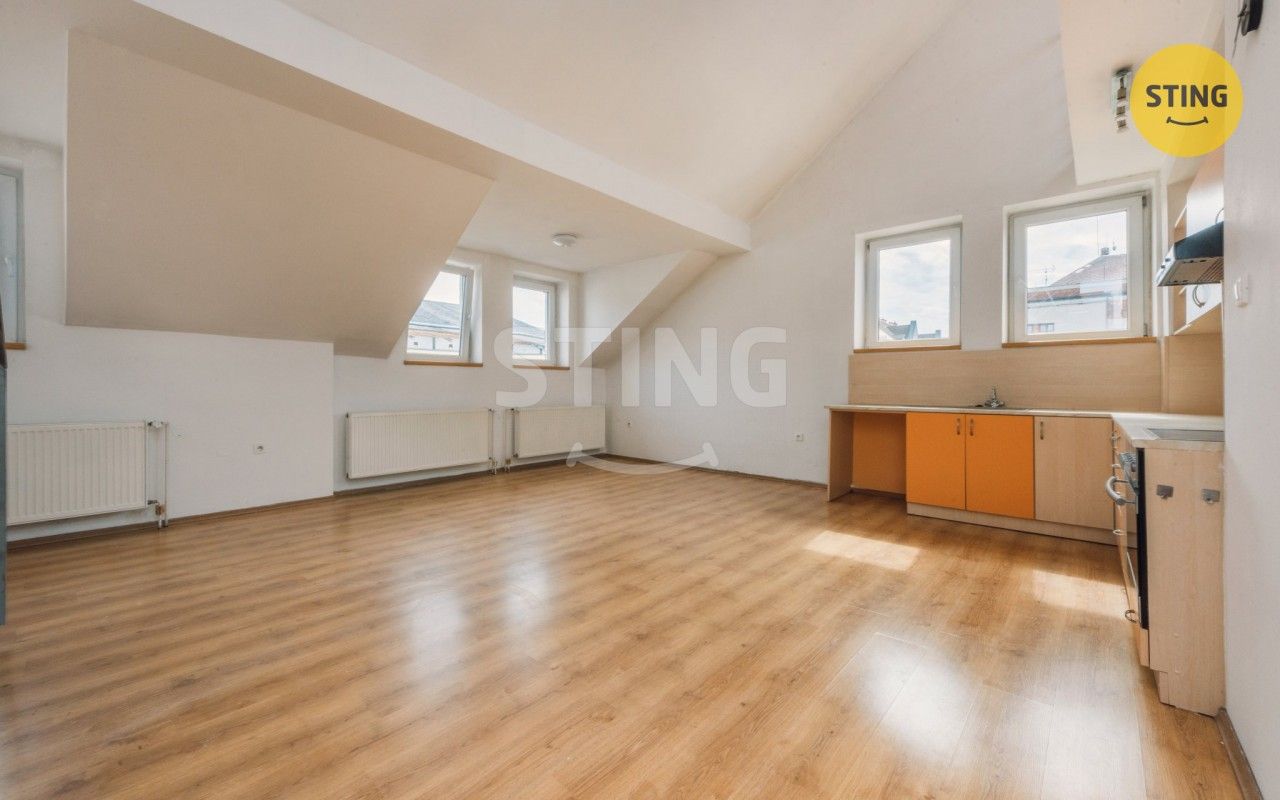 2+kk, Jana Palacha, Pardubice, 84 m² - 2