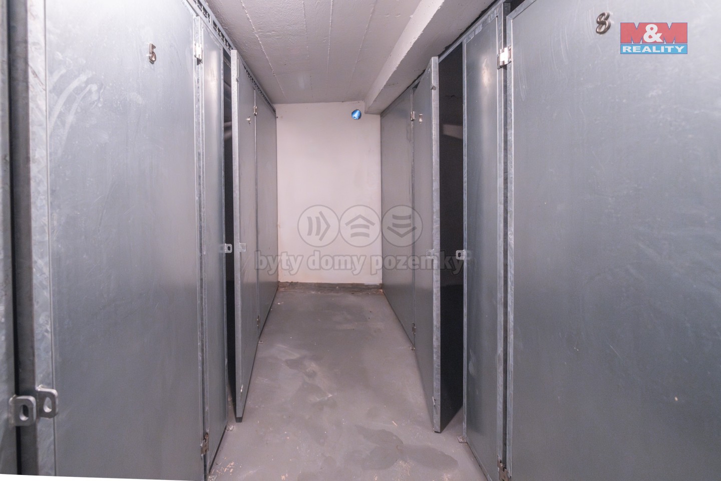 Obchodní prostory · 54 m² · Biskupcova, Praha - 4
