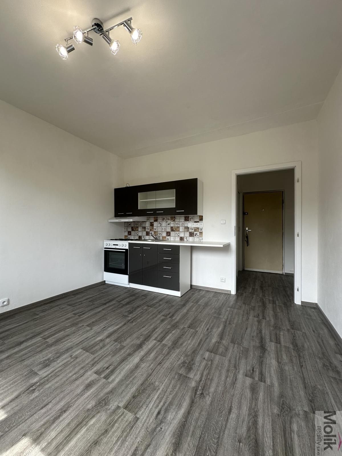 Byt 1+1 · 36 m² · Vrchlického, Duchcov - 3