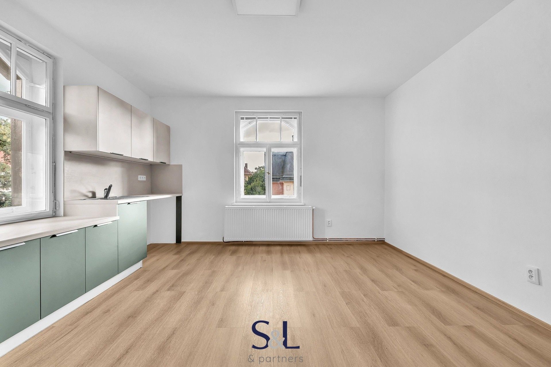 Pronájem byt 3+1 - Zborovská, Liberec, 131 m²