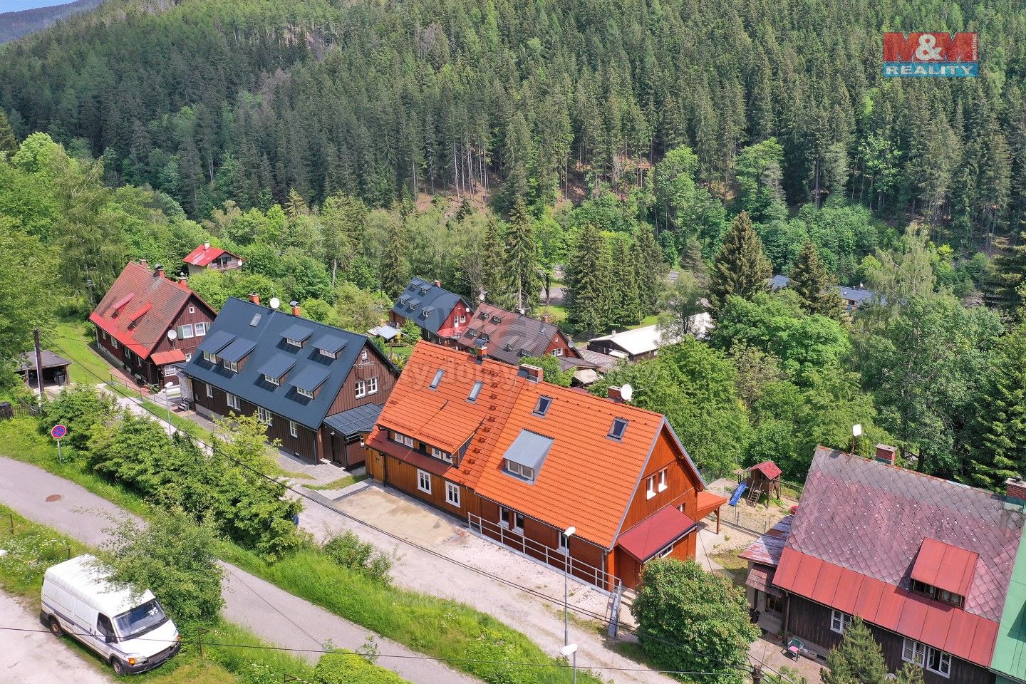 Rodinné domy, Hořejší Vrchlabí, Vrchlabí, 140 m²