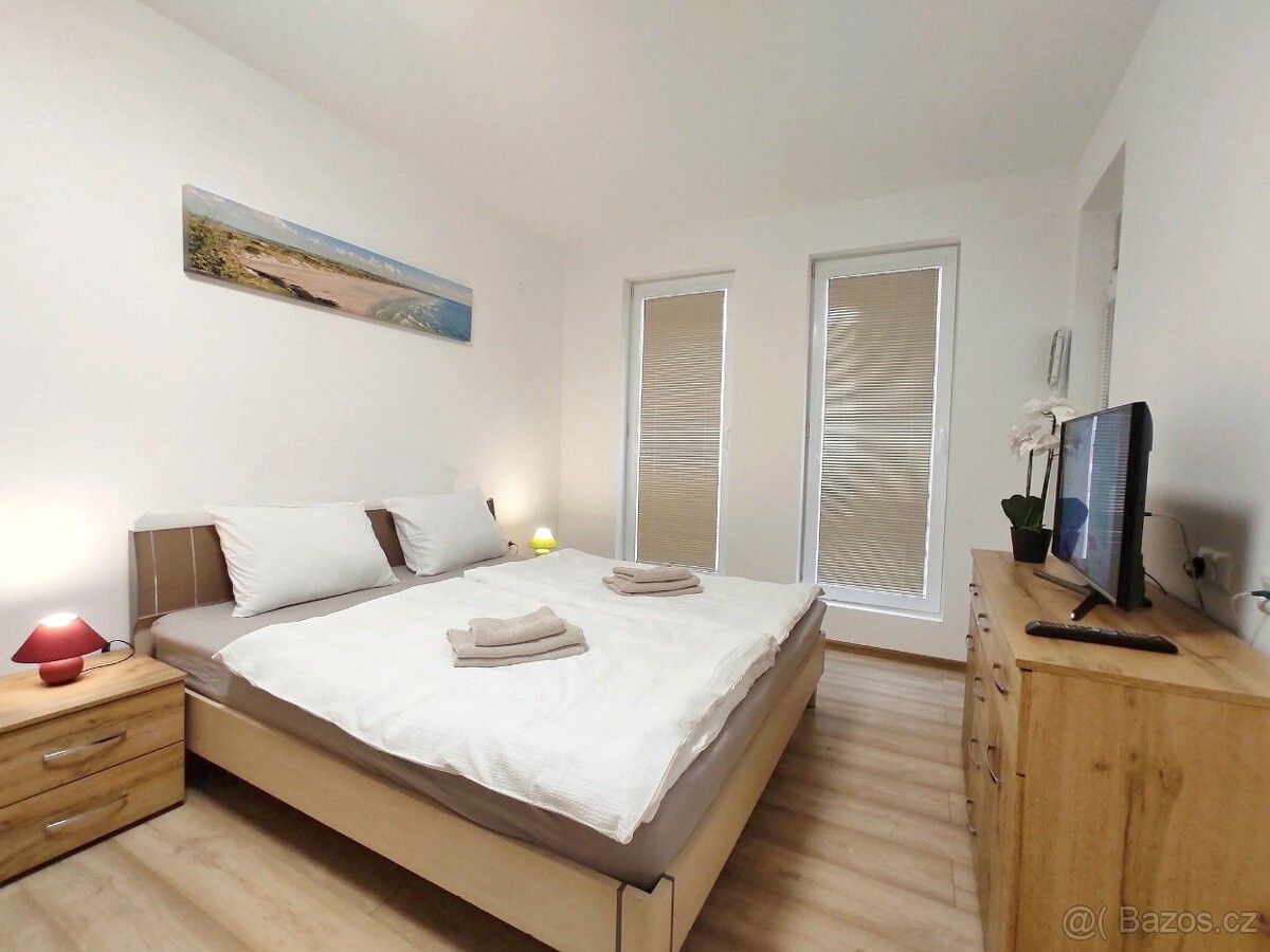 Prodej byt - 987 66, Zahraničí