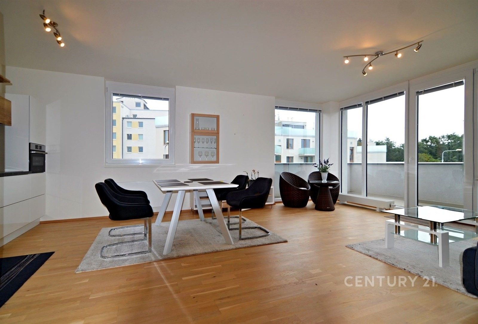 2+kk, Vodnická 565, Praha, 69 m²