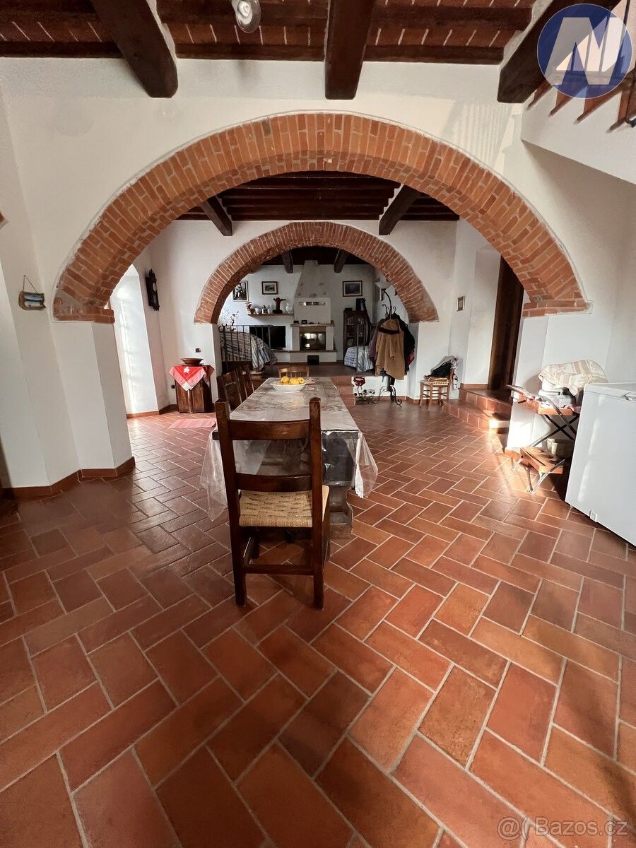 Prodej rodinný dům - 987 66, Zahraničí