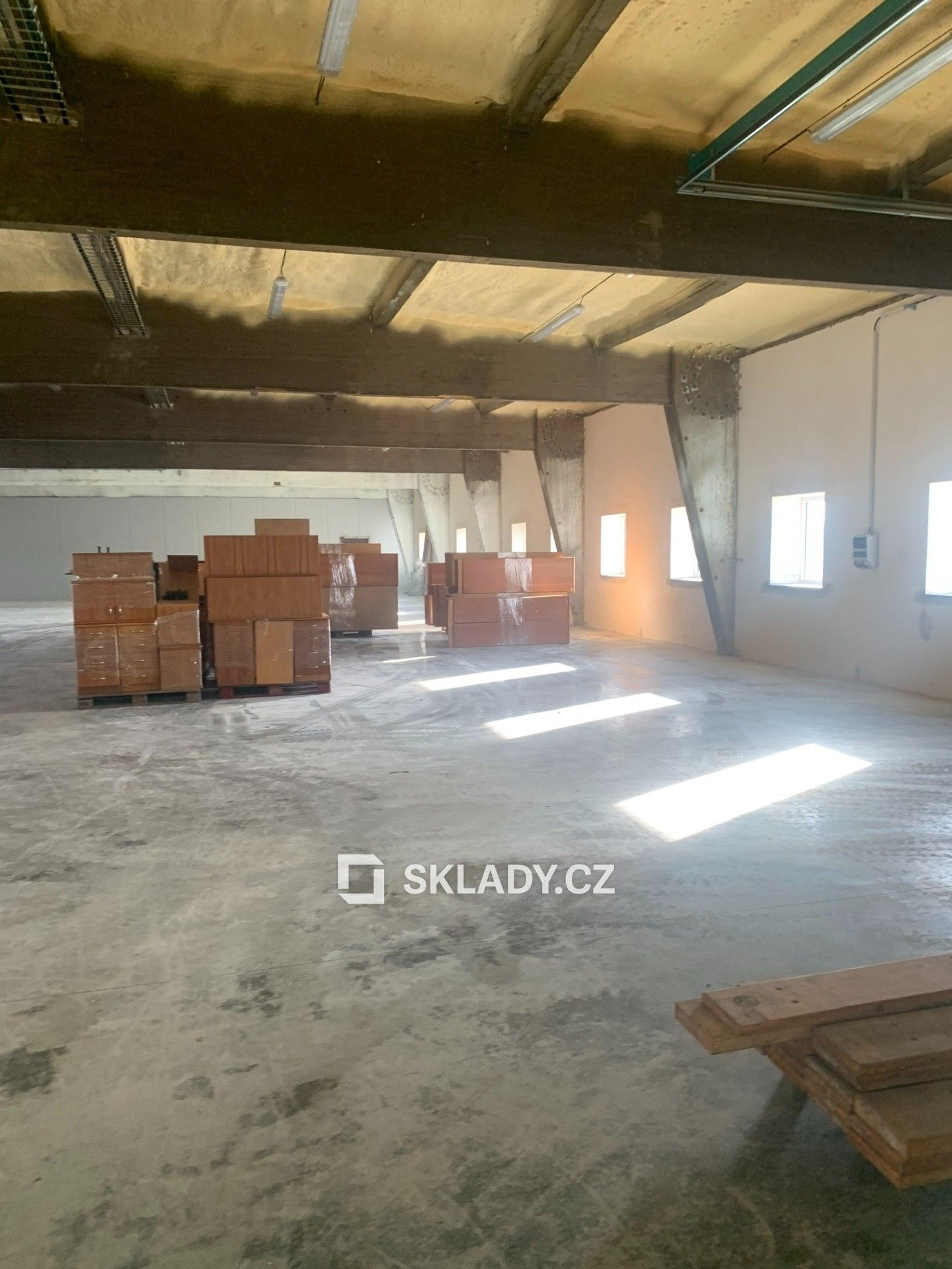 Sklady, Solany, Děčany, 1 m²