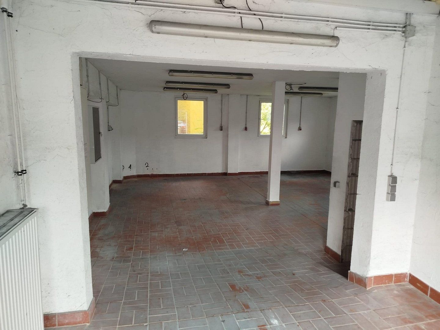 Obchodní prostory, Hilchenbacher Straße, , Severní Porýní-Vestfálsko, 98 m² - 2