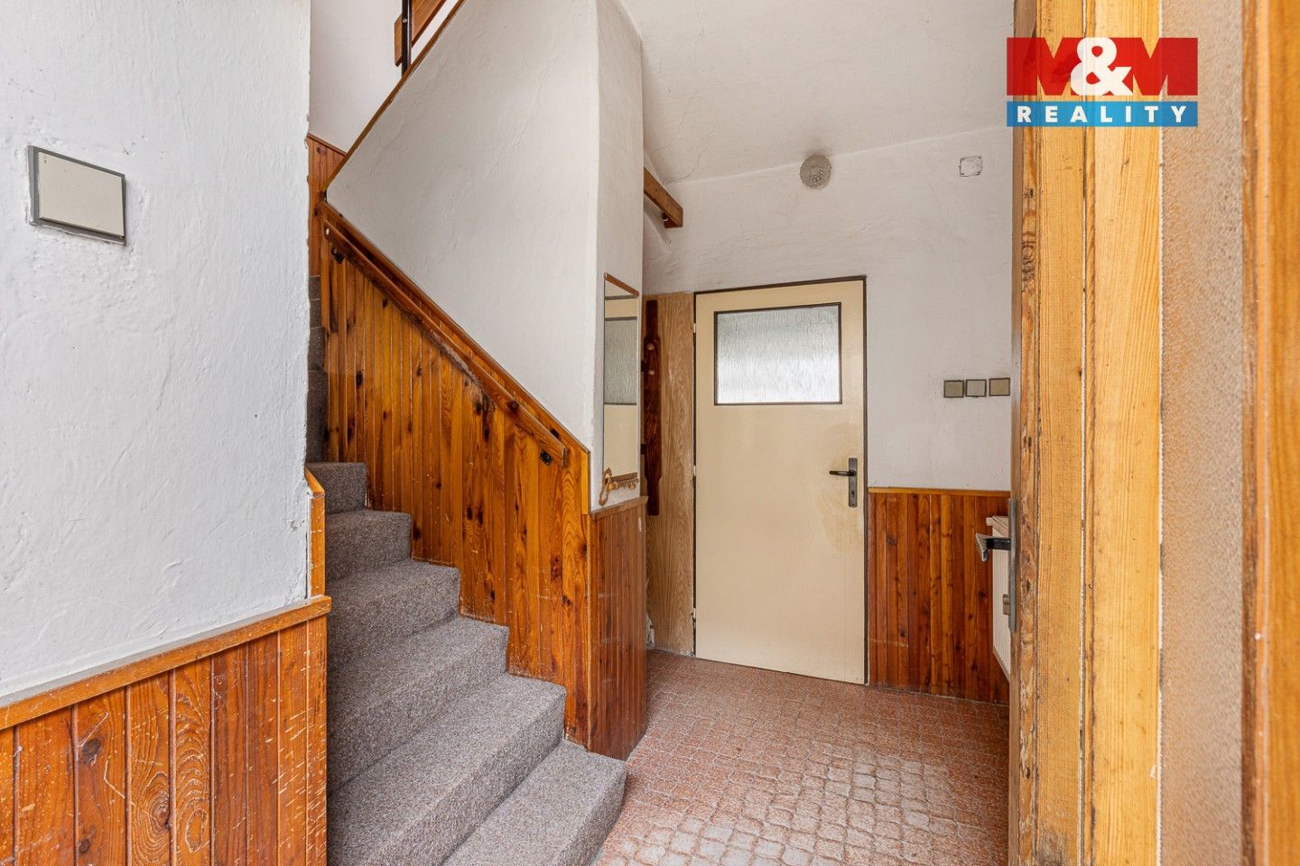 Prodej rodinný dům - Zlatá Ulička, Líšťany, 272 m² - 5