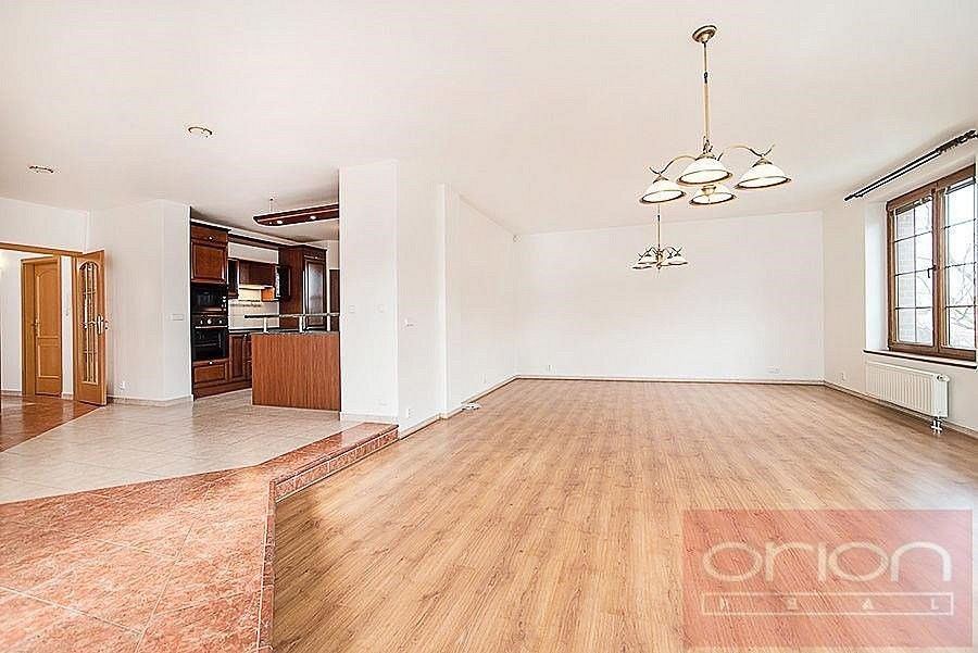 Rodinný dům · 390 m² · Praha - Nebušice, okres Praha 6, Hlavní město Praha - 3
