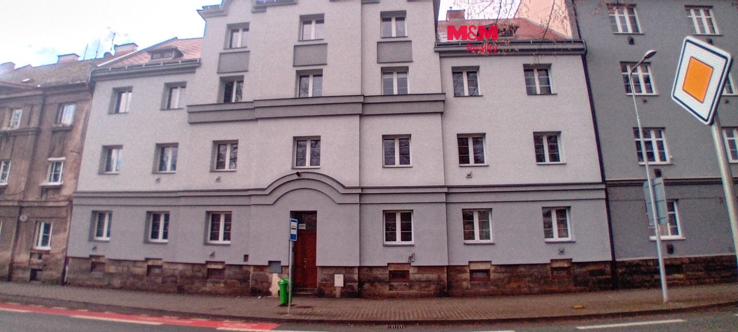 Pronájem byt 2+kk - nábřeží Benešovo, Dvůr Králové nad Labem, 36 m² - 1
